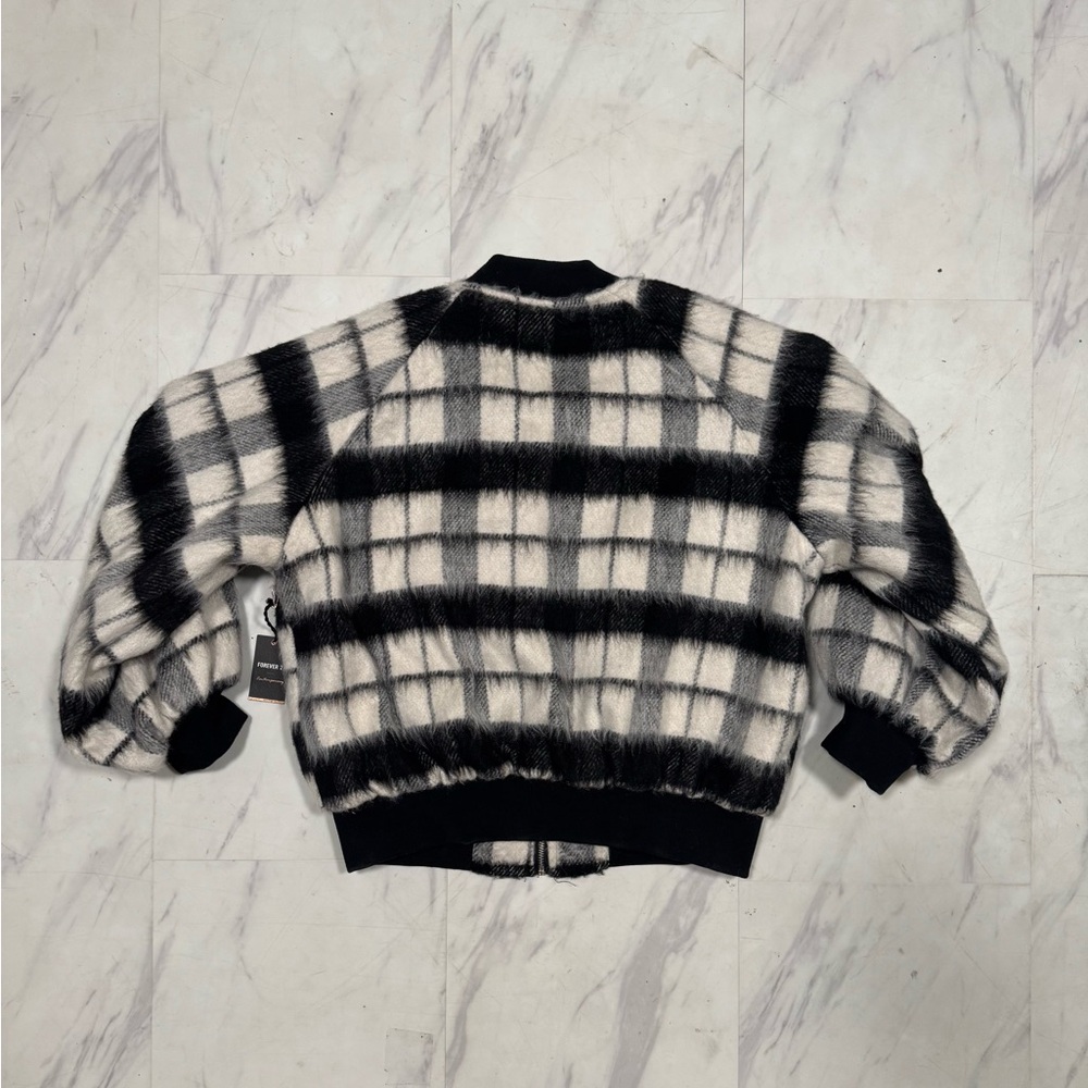 Forever 21 plaid bomber jacket - Picture 6 of 6